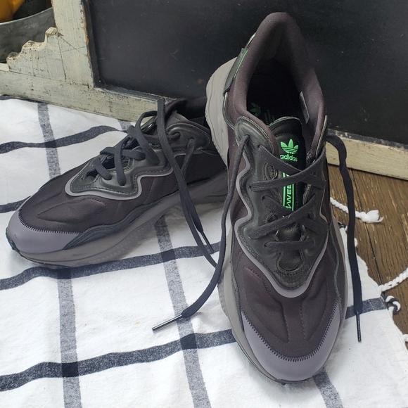 Mens  adidas Originals Ozweego main image 12